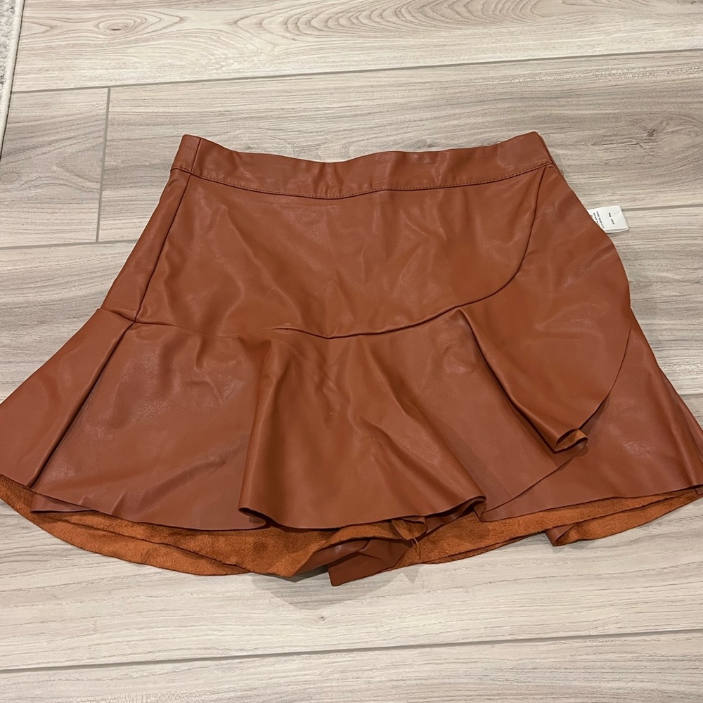 Brown faux leather mini skort